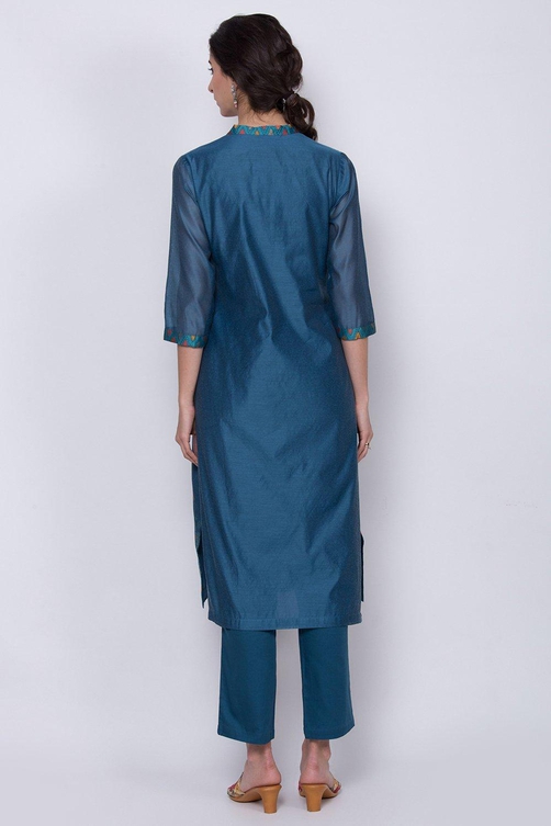 Midnight Blue Straight Kurta Regular Pants Suit Set image number 4
