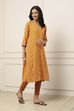 Yellow Viscose Rayon Printed Straight Kurta image number 4