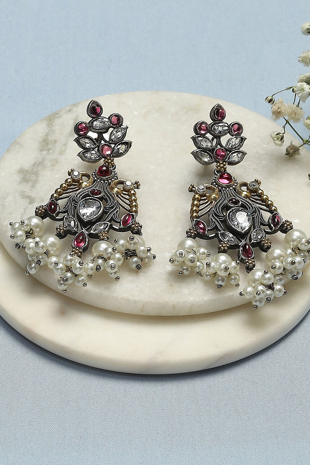 Maroon Brass earrings image number 0