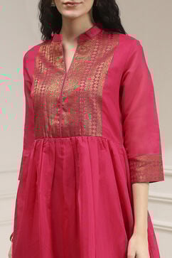 Fuschia Polyester Blend  Kurta image number 1