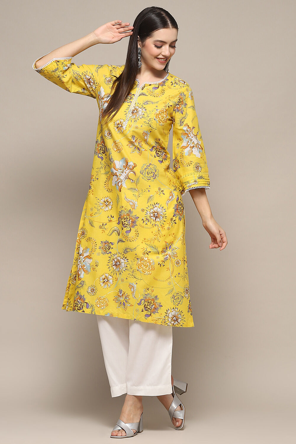 Yellow Cotton Floral Printed Straight Kurta image number 0