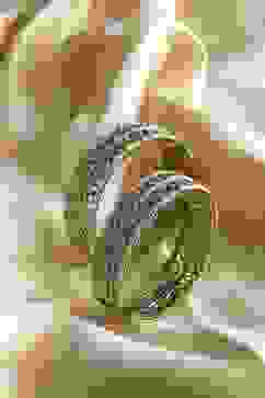 Gold Alloy Bangle image number 0