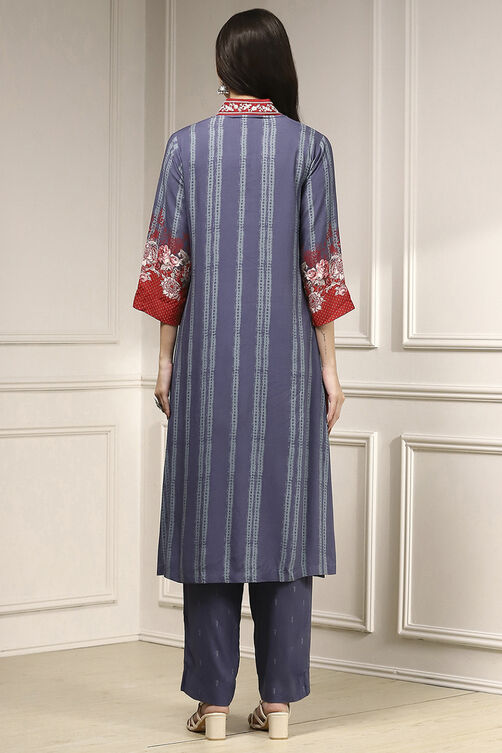 Blue Viscose Rayon Straight Printed Suit Set image number 4