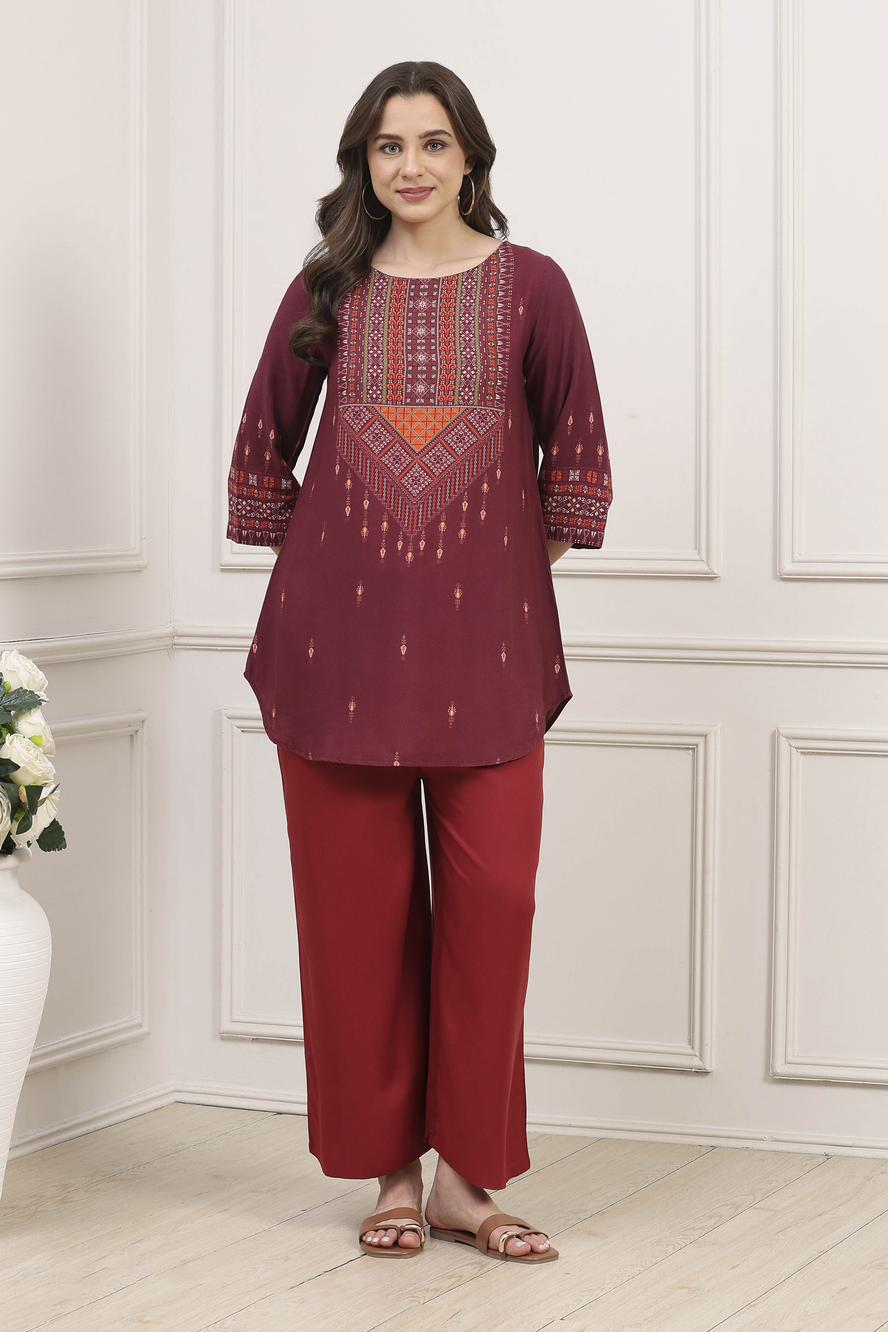Green Maroon Rayon Printed Straight Kurti image number 6