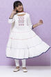 Off White Cotton Girls Tiered Kurta Churidar Suit Set image number 4