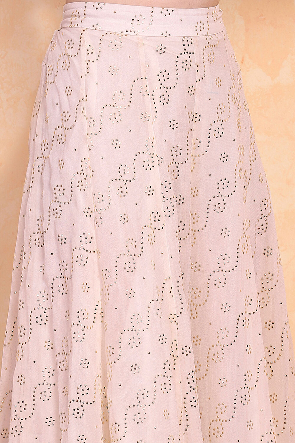 Off-White Embroidered Short Kurta & Palazzo Set image number 2