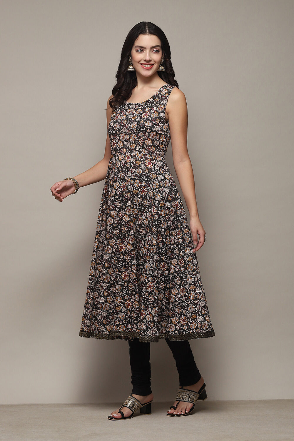 Off White Cotton Layered Printed Kurta Churidar Suit Set image number 8