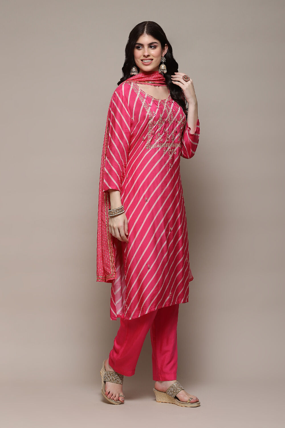 Pink Muslin Digital Print Unstitched Suit Set image number 7