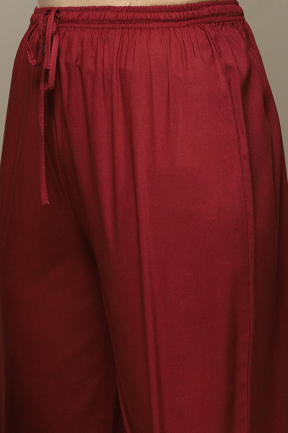 Fuschia Rayon Straight Kurta Pant Suit Set image number 2