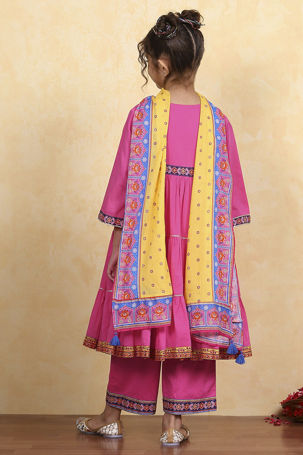 Pink Cotton Solid Tiered Suit Set image number 4