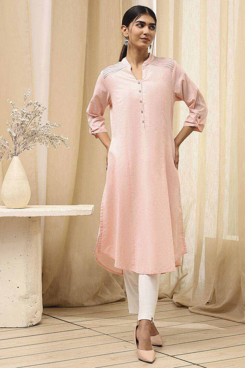 Black Cotton Blend Solid Straight Kurta image number 5