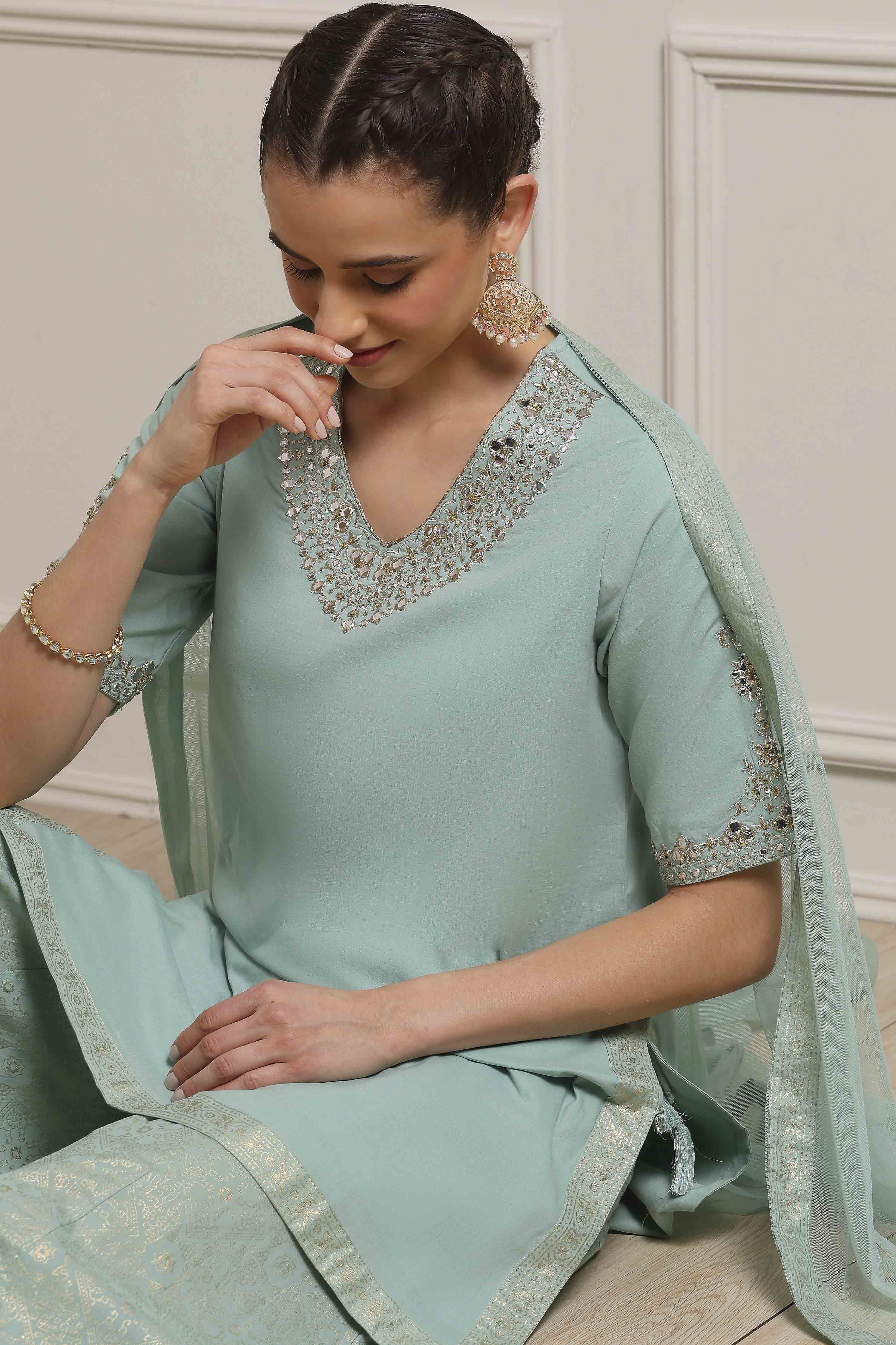 Light Green Cotton Straight Dyed Suit Set image number 7