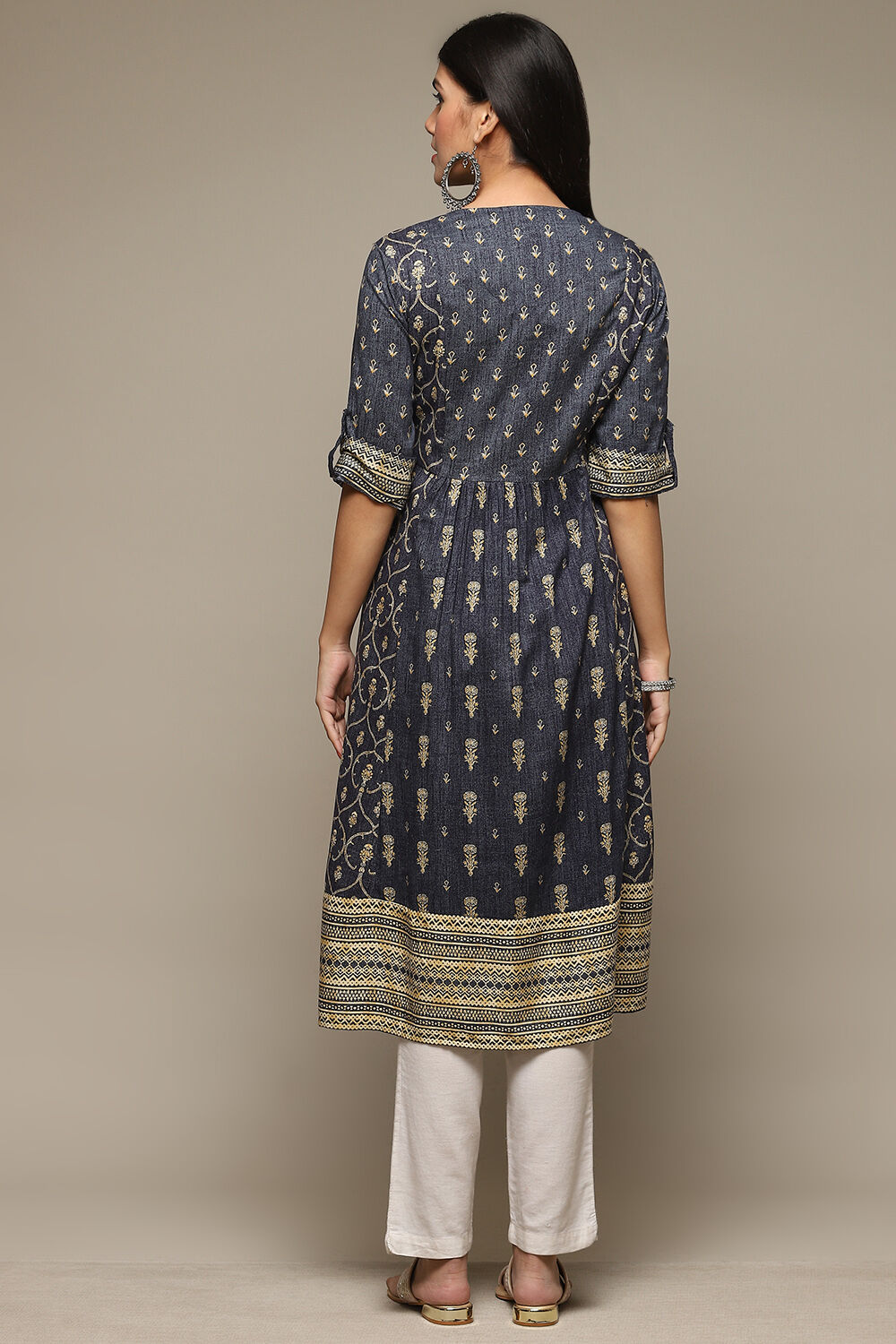Blue Rayon Straight Printed Kurta image number 3