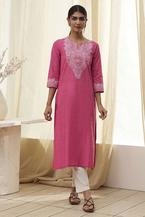 Pink Pure Cotton Printed Straight Kurta image number 5