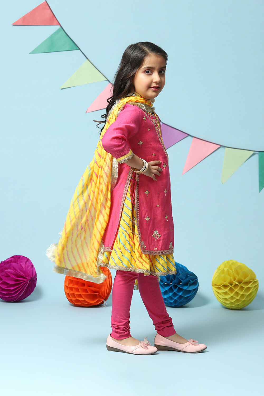 Pink Cotton Blend Straight Kurta Churidar Suit Set image number 8