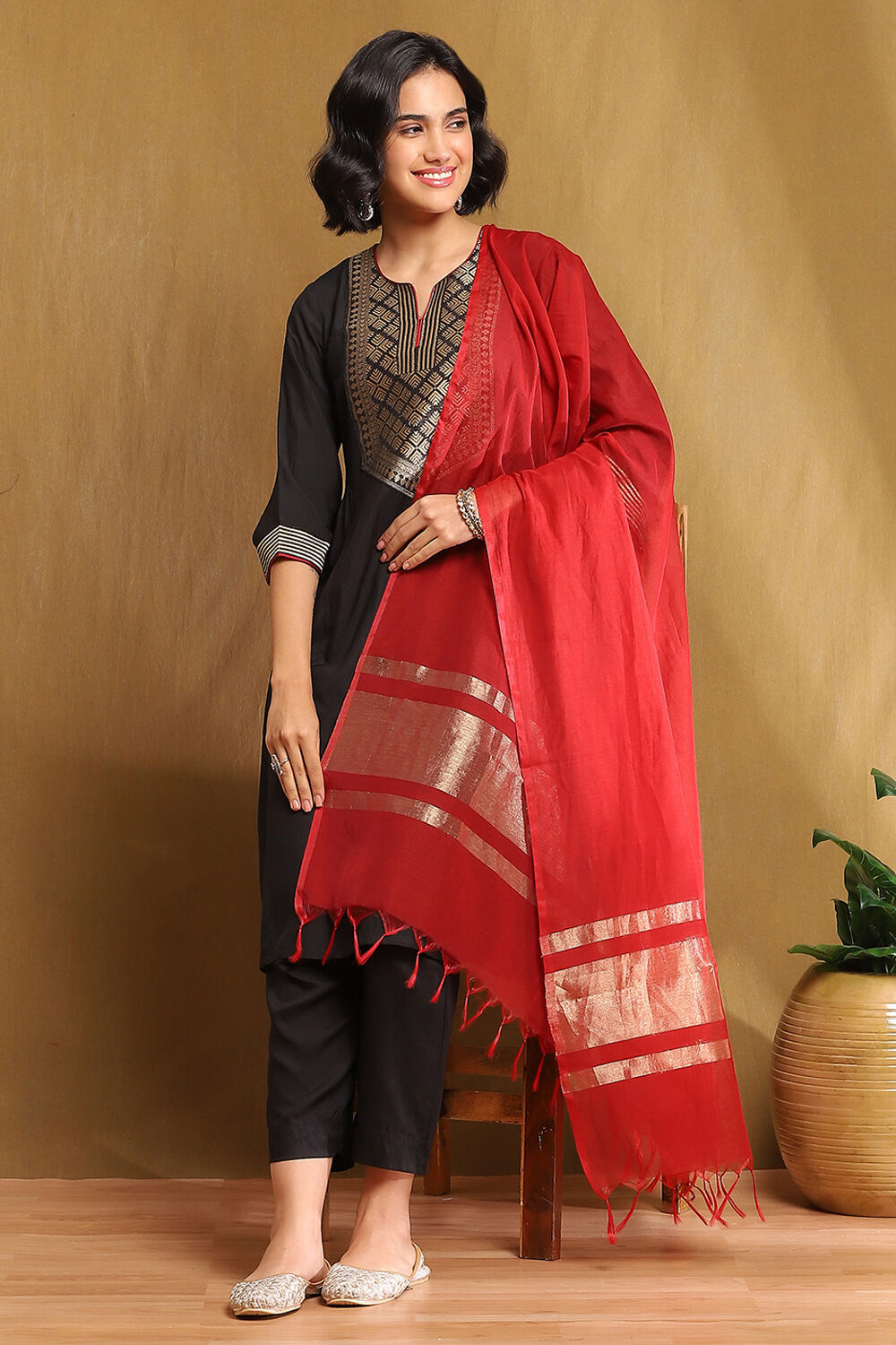 Black Shantoon Solid Gathered A-Line Suit Set