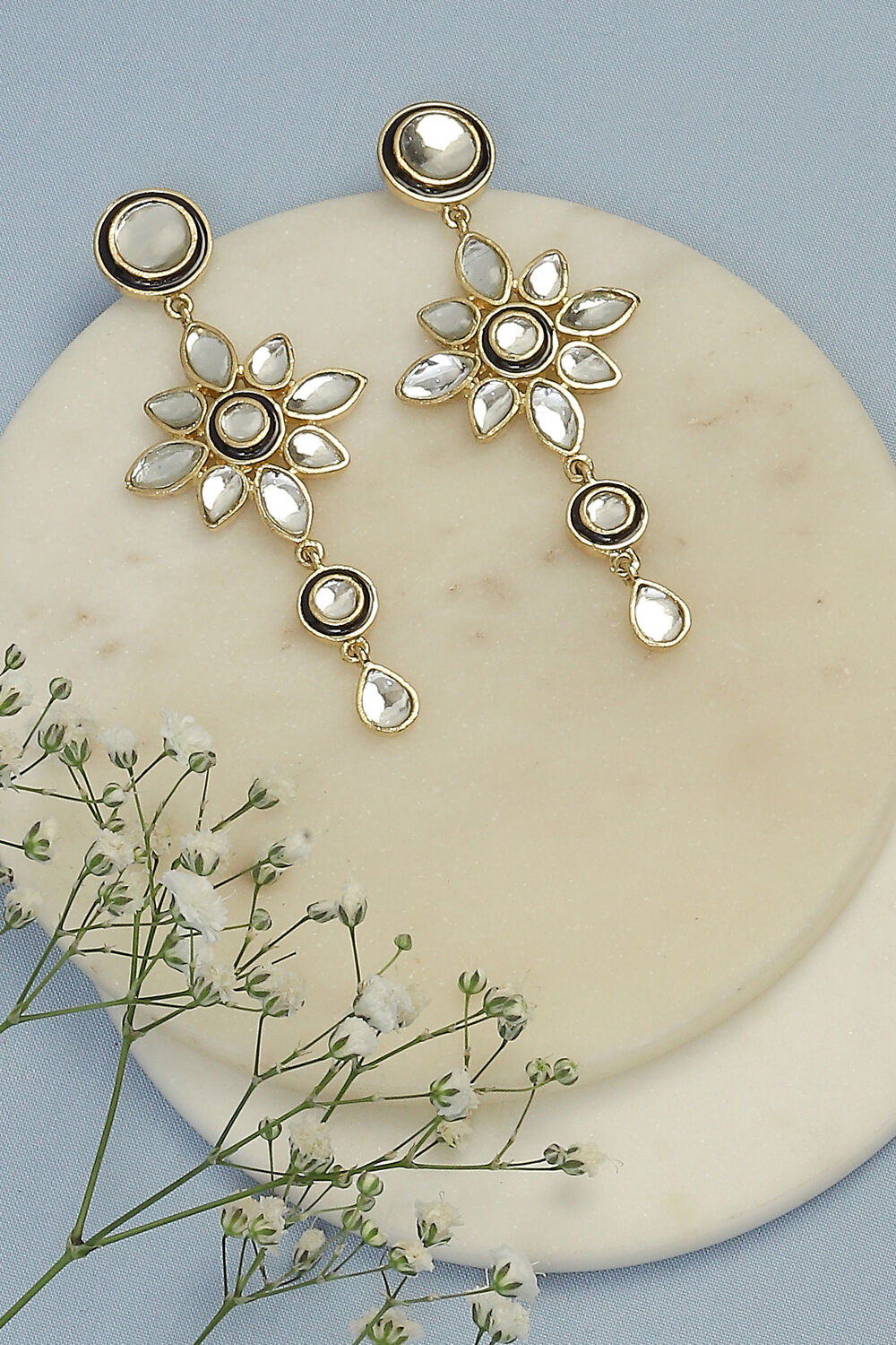 Gold Brass Earrings image number 0