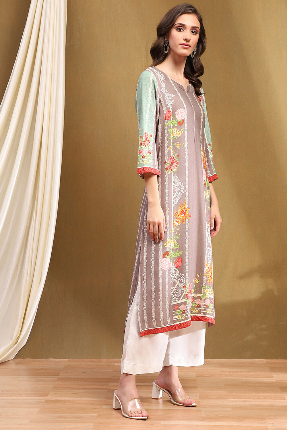 Grey Floral Block-Printed Regular Fit Straight Kurta image number 4