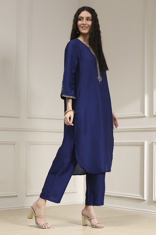 Indigo Blue Dyed Straight Kurta Set image number 5