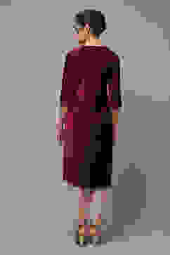 Maroon Velvet Straight Printed Kurta image number 2