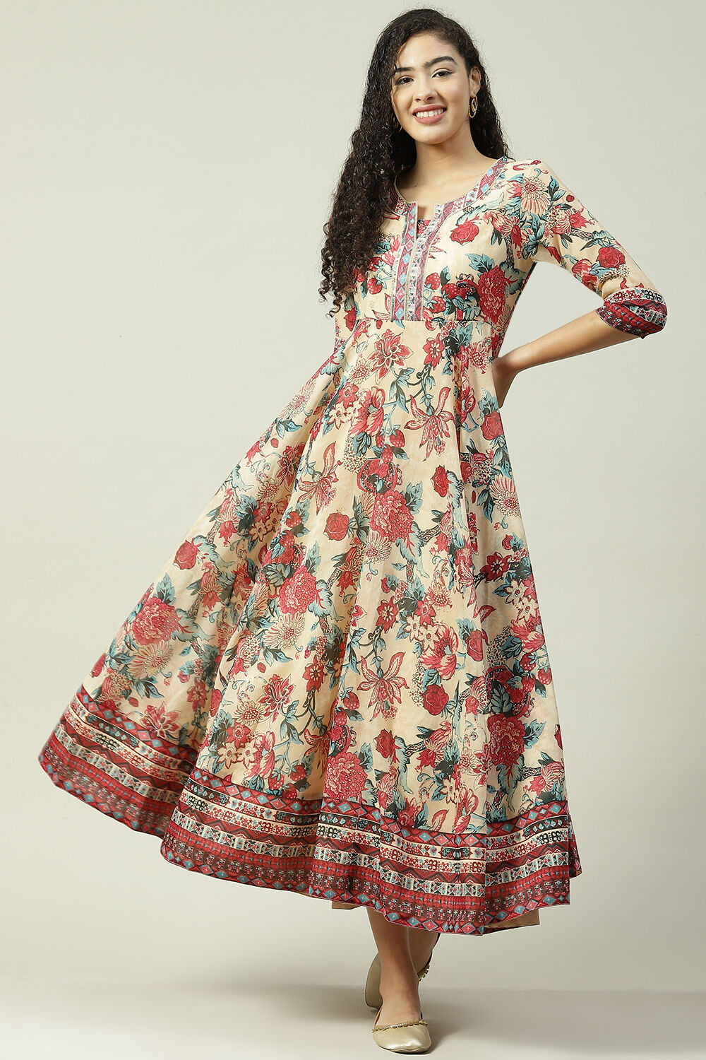 Mustard Poly Cotton Flared Fusion Printed Dress image number 5