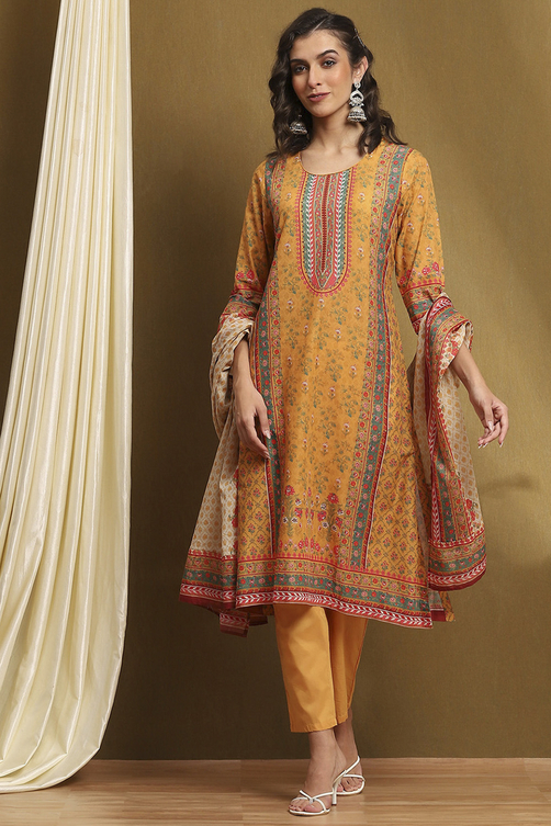 Moss Green Cotton Floral Printed Straight Suit Set image number 0