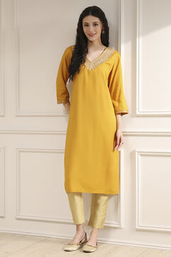 Yellow Solid Straight Kurta image number 5
