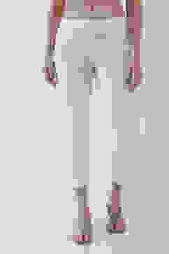 White Cotton Lycra Solid Fitted Cropped Leggings image number 4