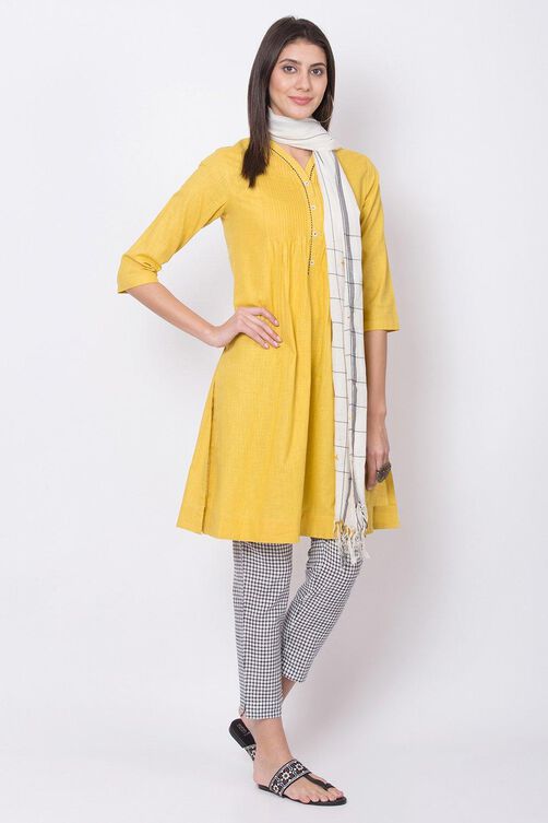 Mustard Straight Kurta Slim Pants Suit Set image number 3