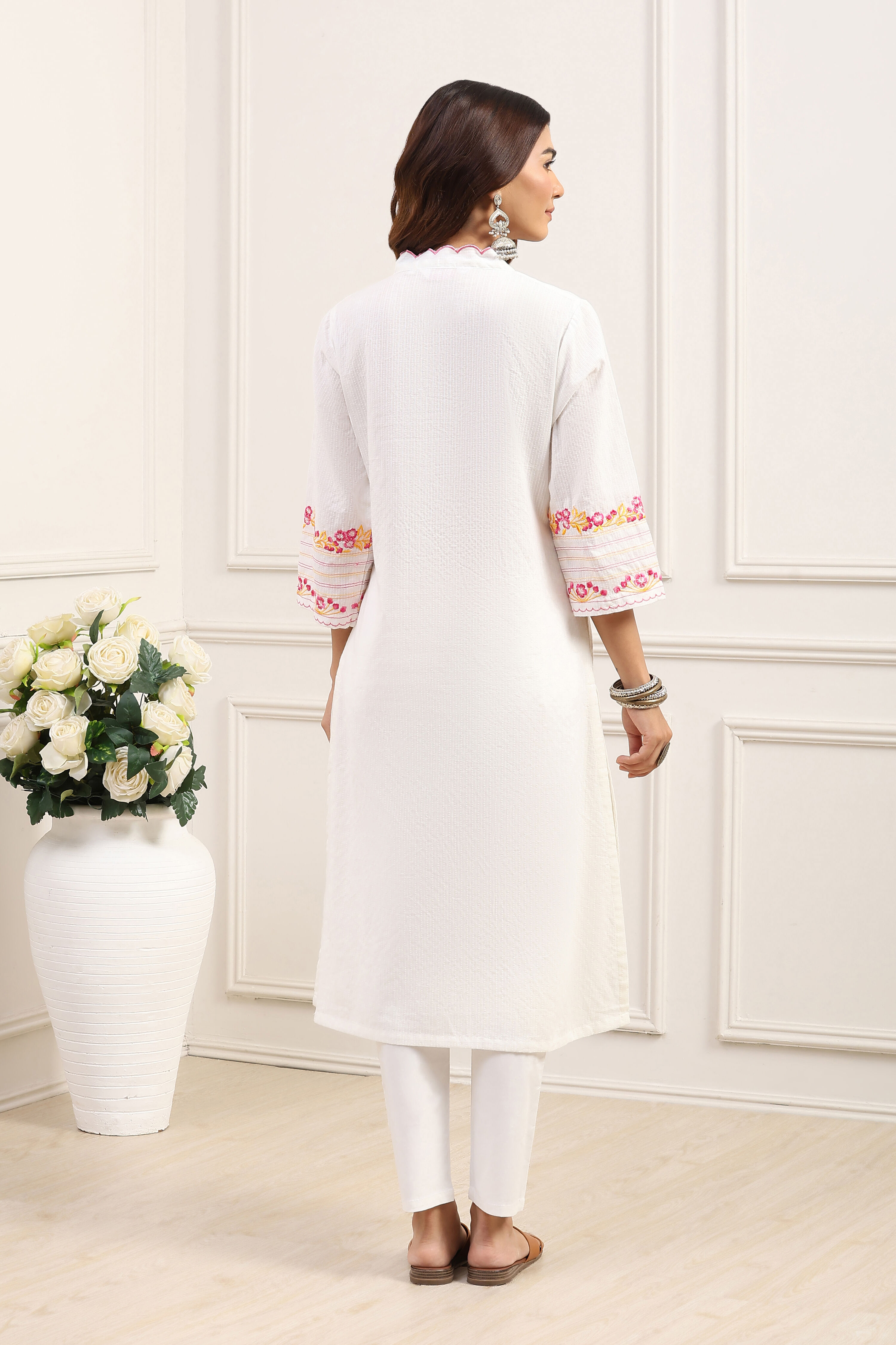 White Cotton Straight Kurta image number 3