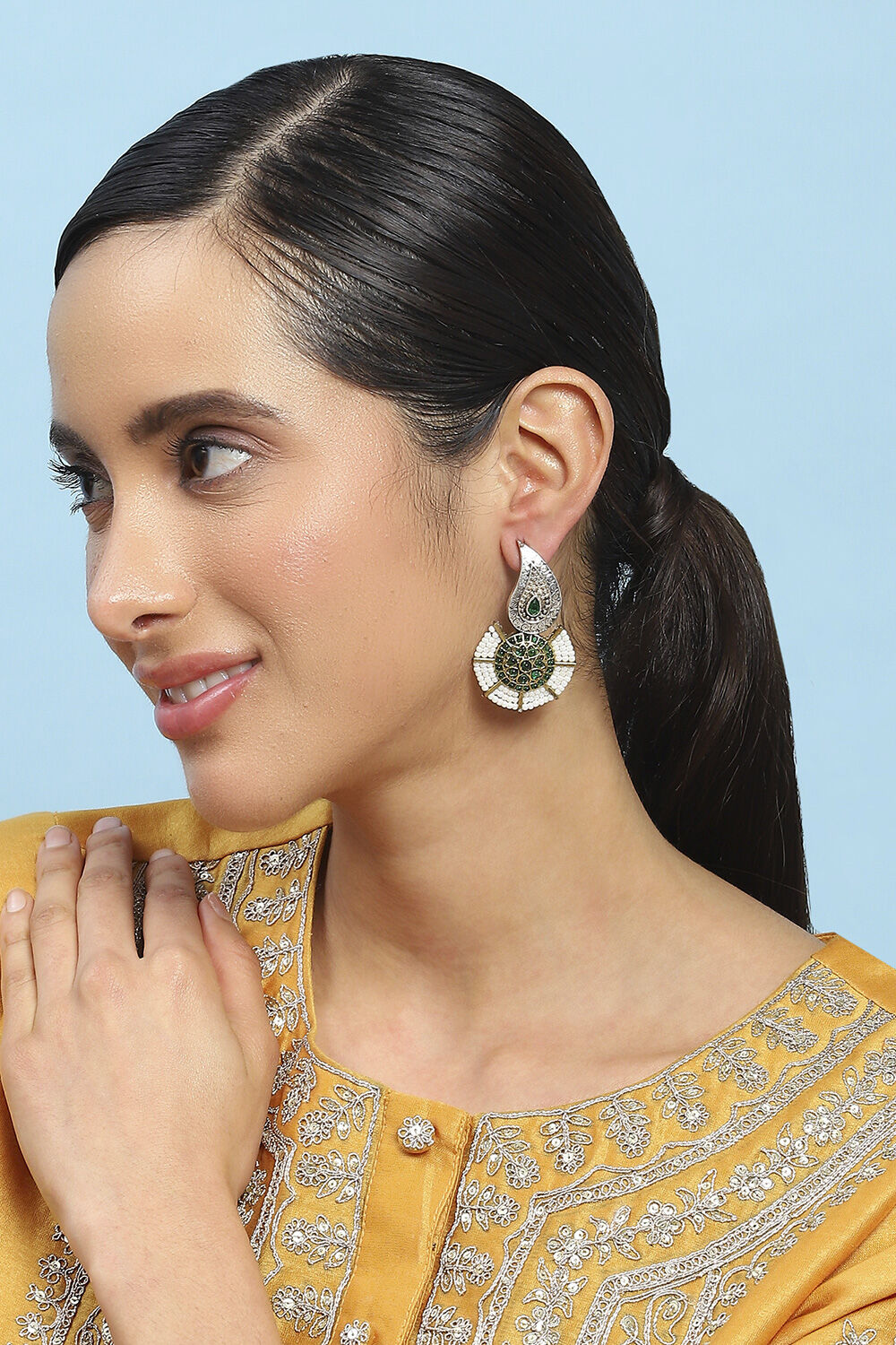 Green Alloy Drop & Danglers image number 3