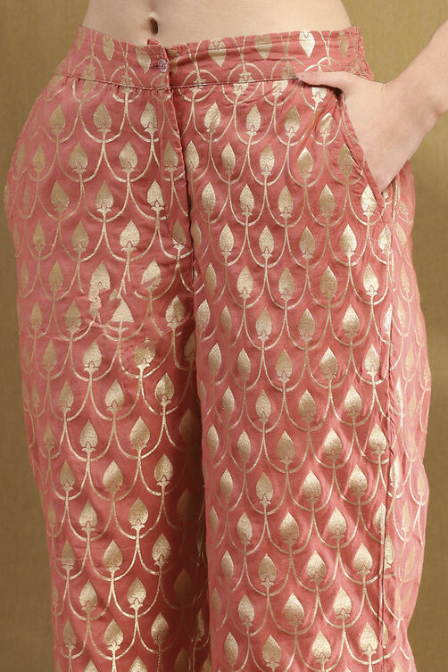 Peach-Toned Jacquard Floral Yarn-Dyed Straight Kurta Set image number 2