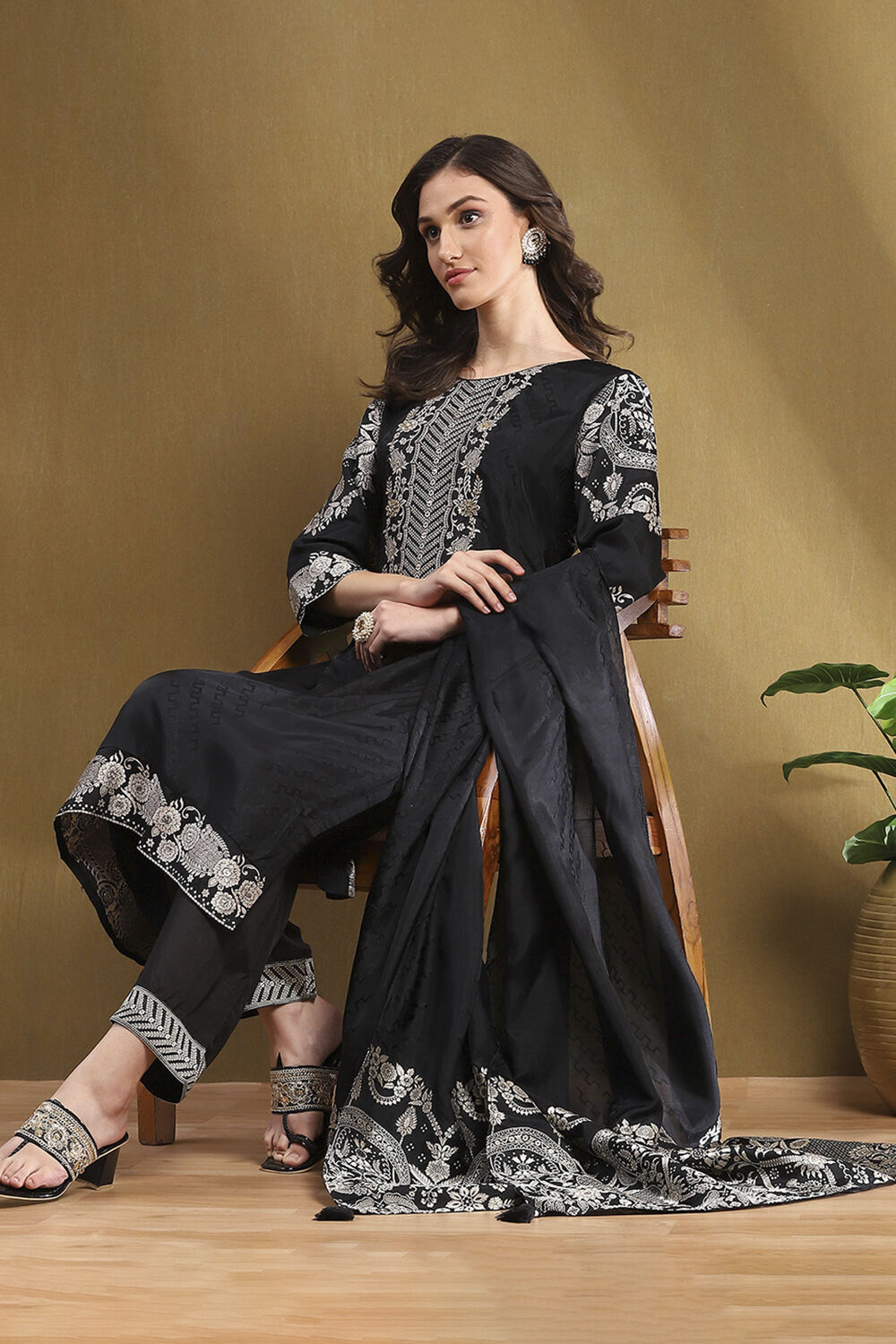 Black Viscose Blend Yarn Dyed Festive Straight Suit Set image number 0