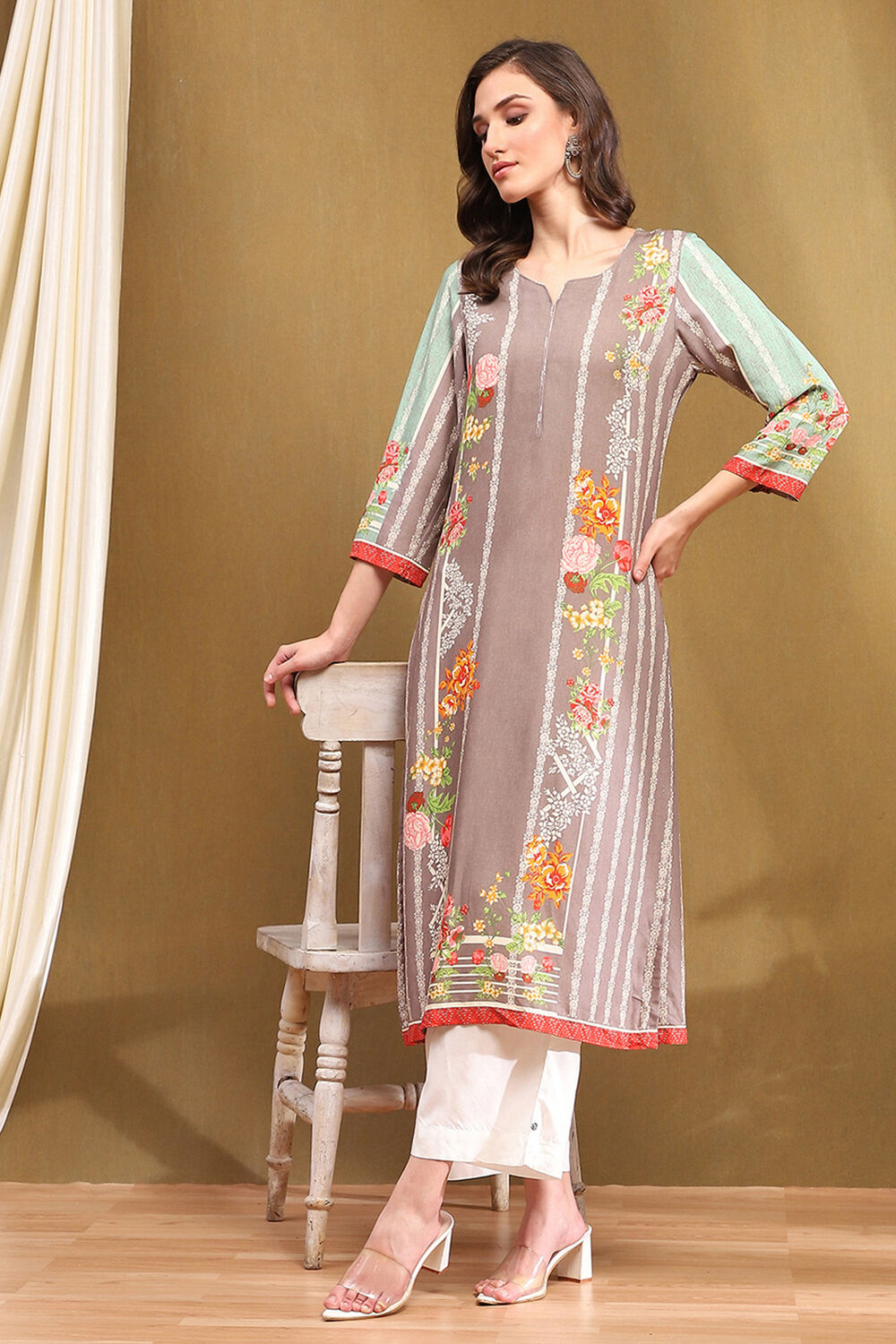 Grey Floral Block-Printed Regular Fit Straight Kurta image number 0