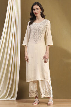 Off White Viscose Blend Straight Set image number 6