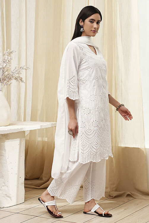 Pink Cotton Schiffli Straight Suit Set image number 5