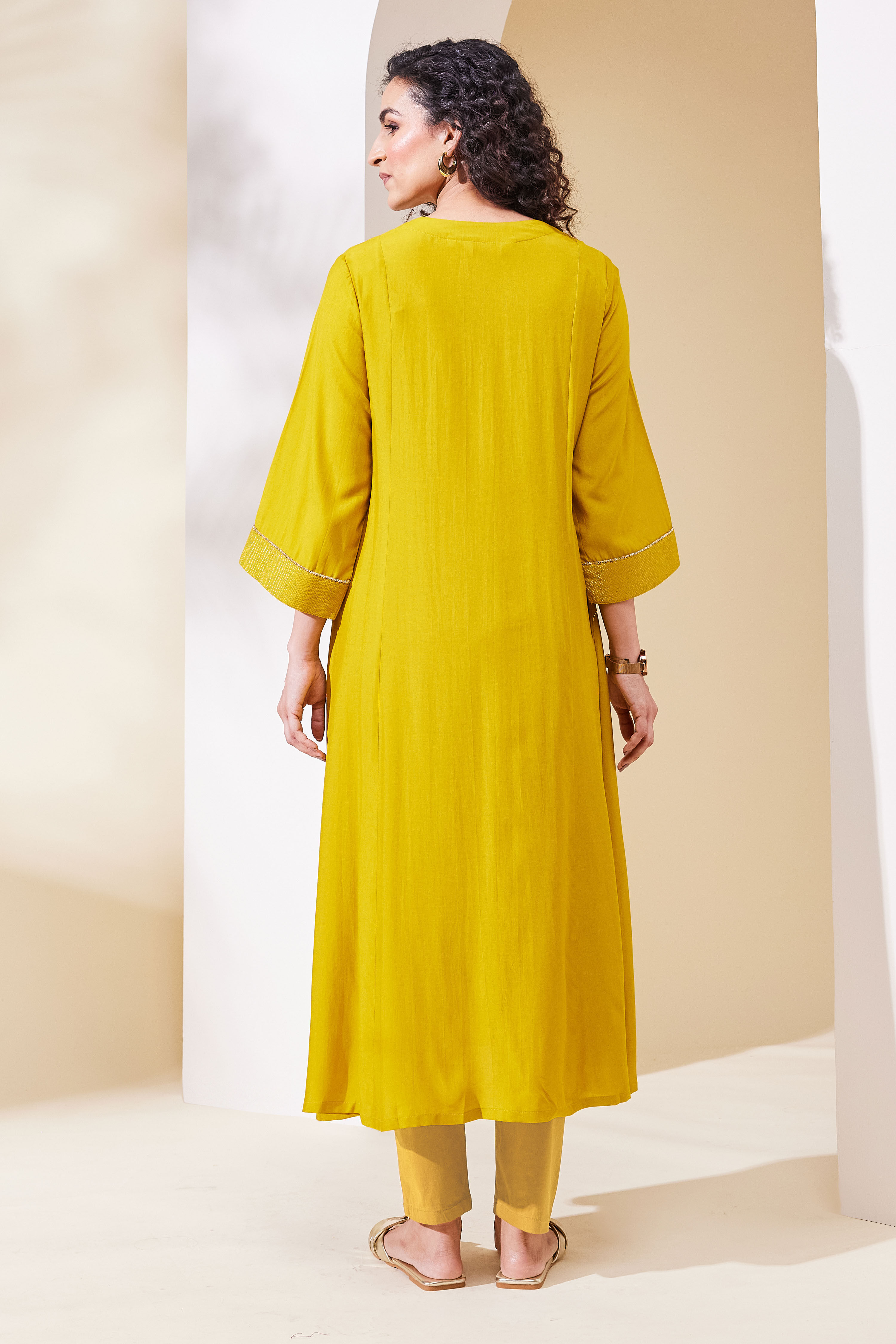 Mustard Yellow Viscose Blend Flared Kurta image number 3