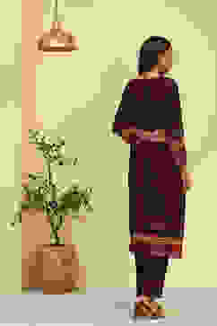 Purple Printed Straight Kurta Set image number 5