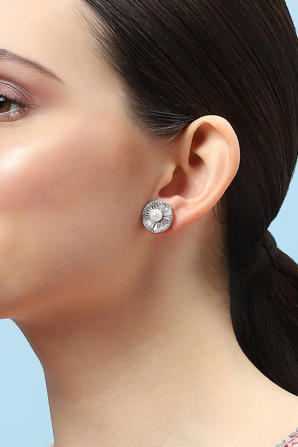 Silver Brass Studs image number 1