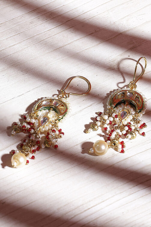 Gold Earrings image number 1