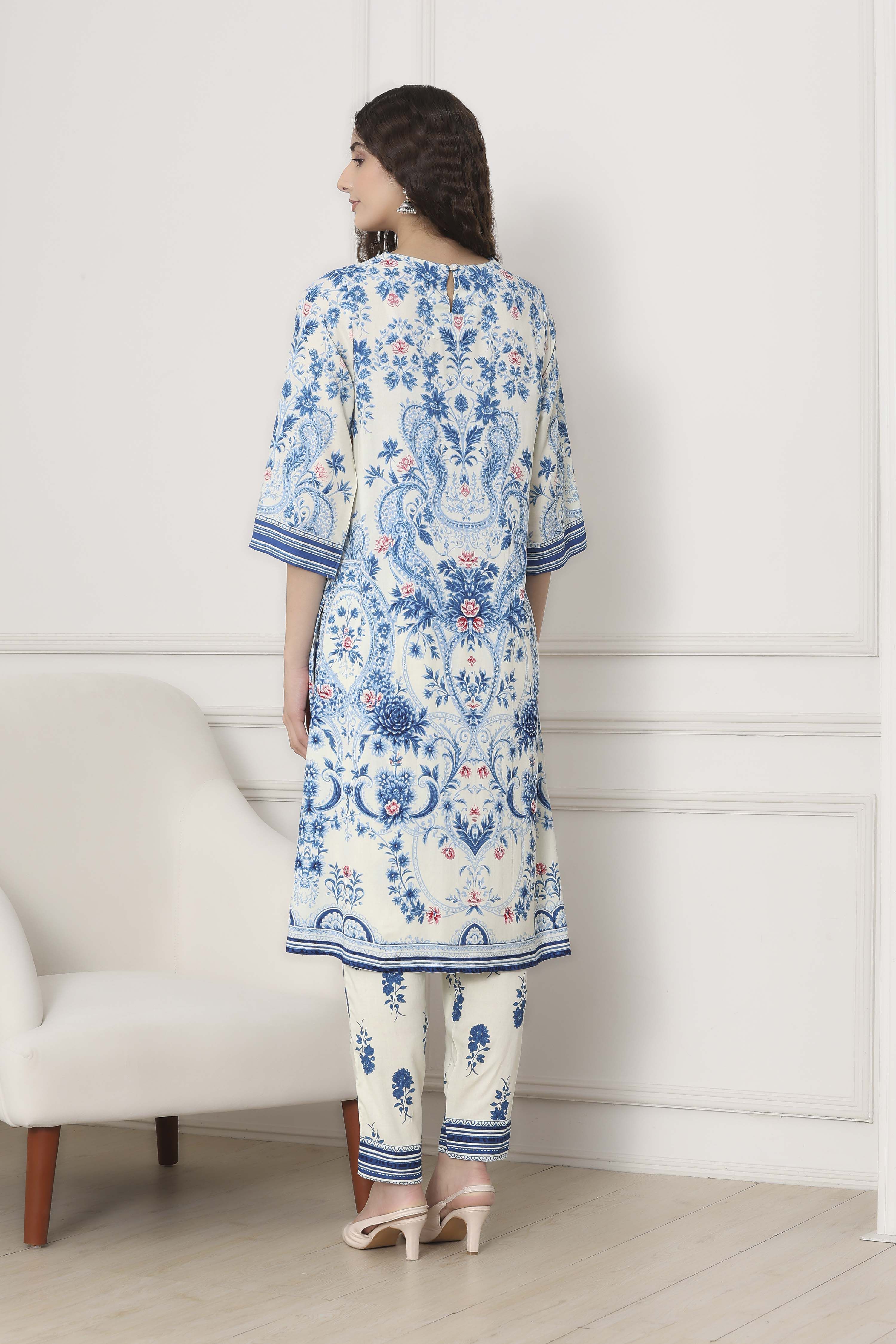 Blue Viscose Rayon Straight Suit Set image number 4
