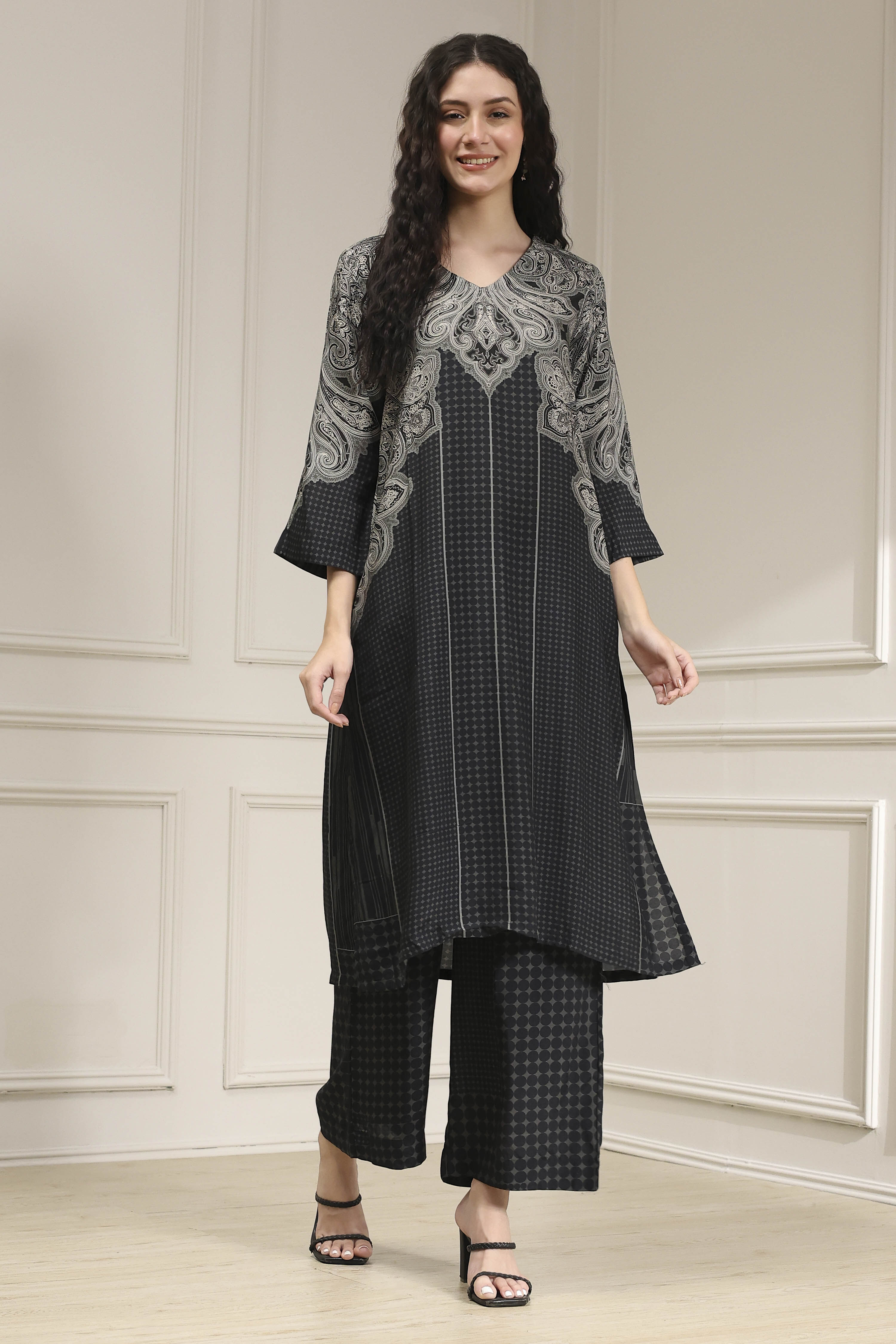 Black Printed Straight Kurta Set image number 6
