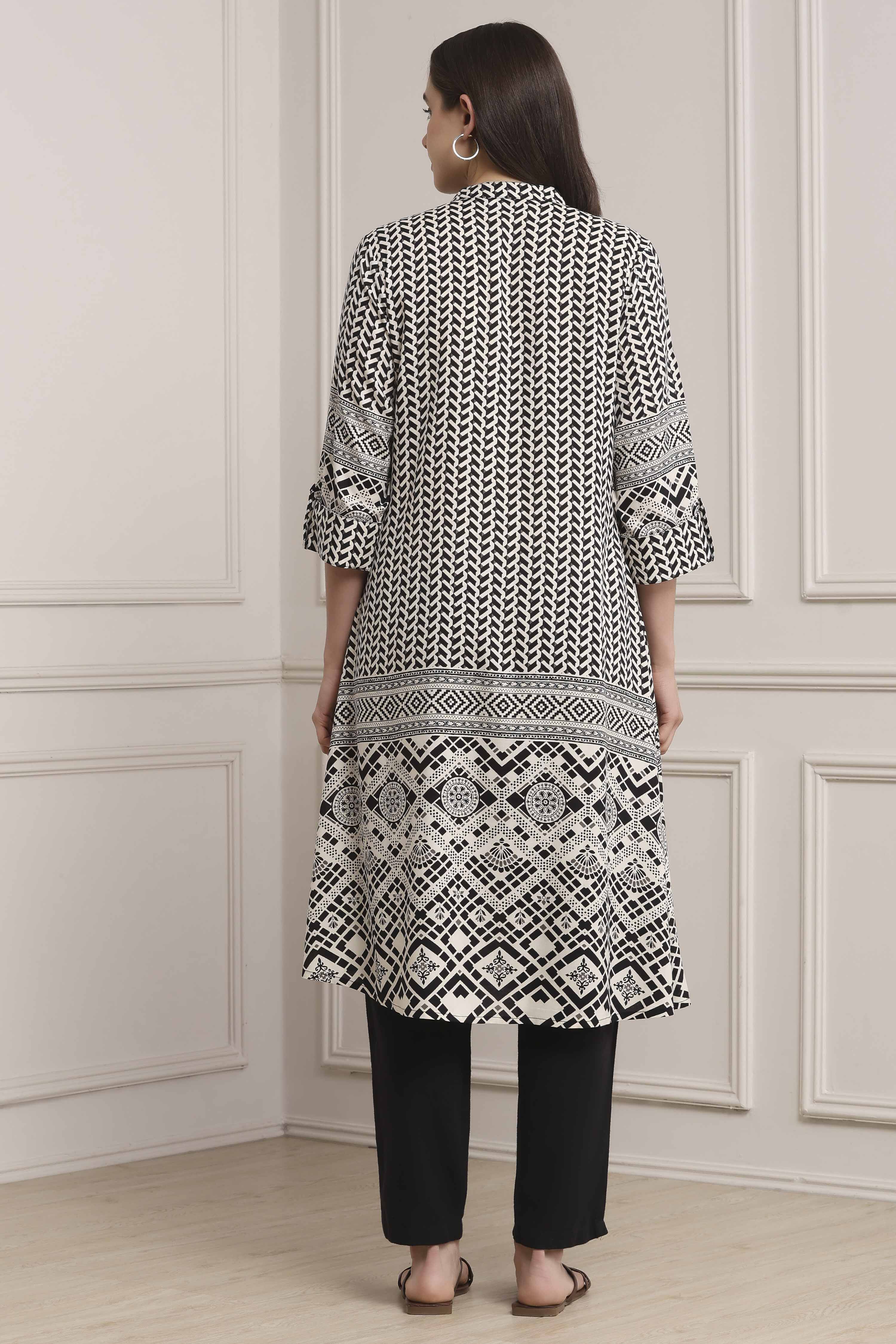 Black Viscose Rayon A-Line Kurta image number 2