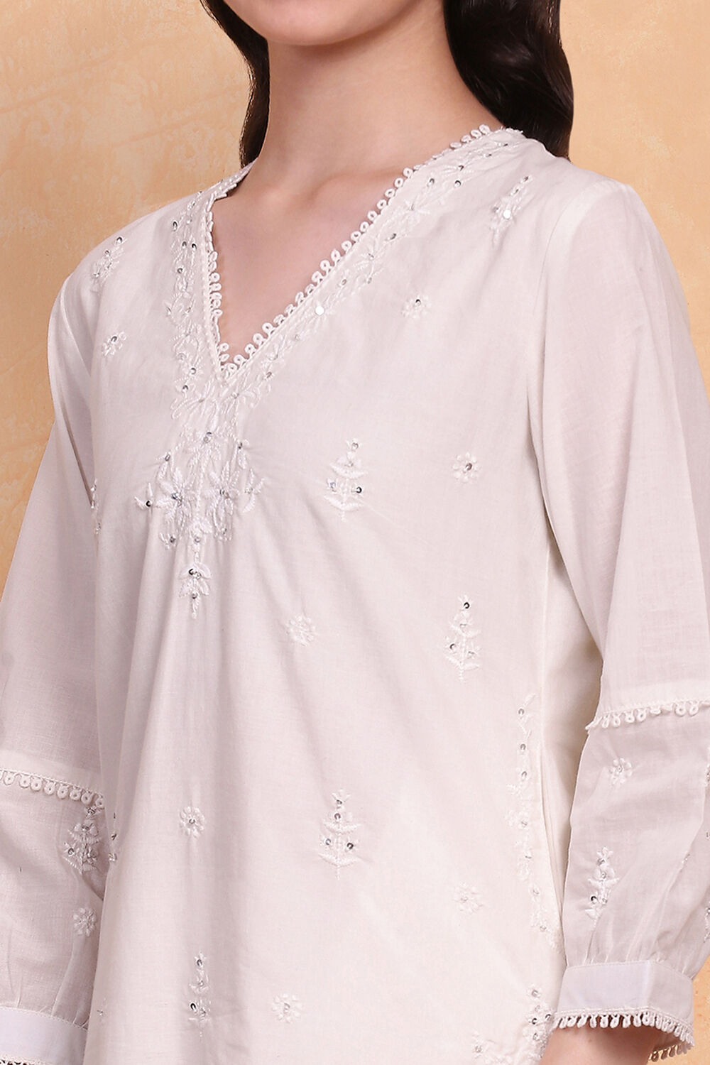 Off-White Embroidered Straight Suit Set image number 1