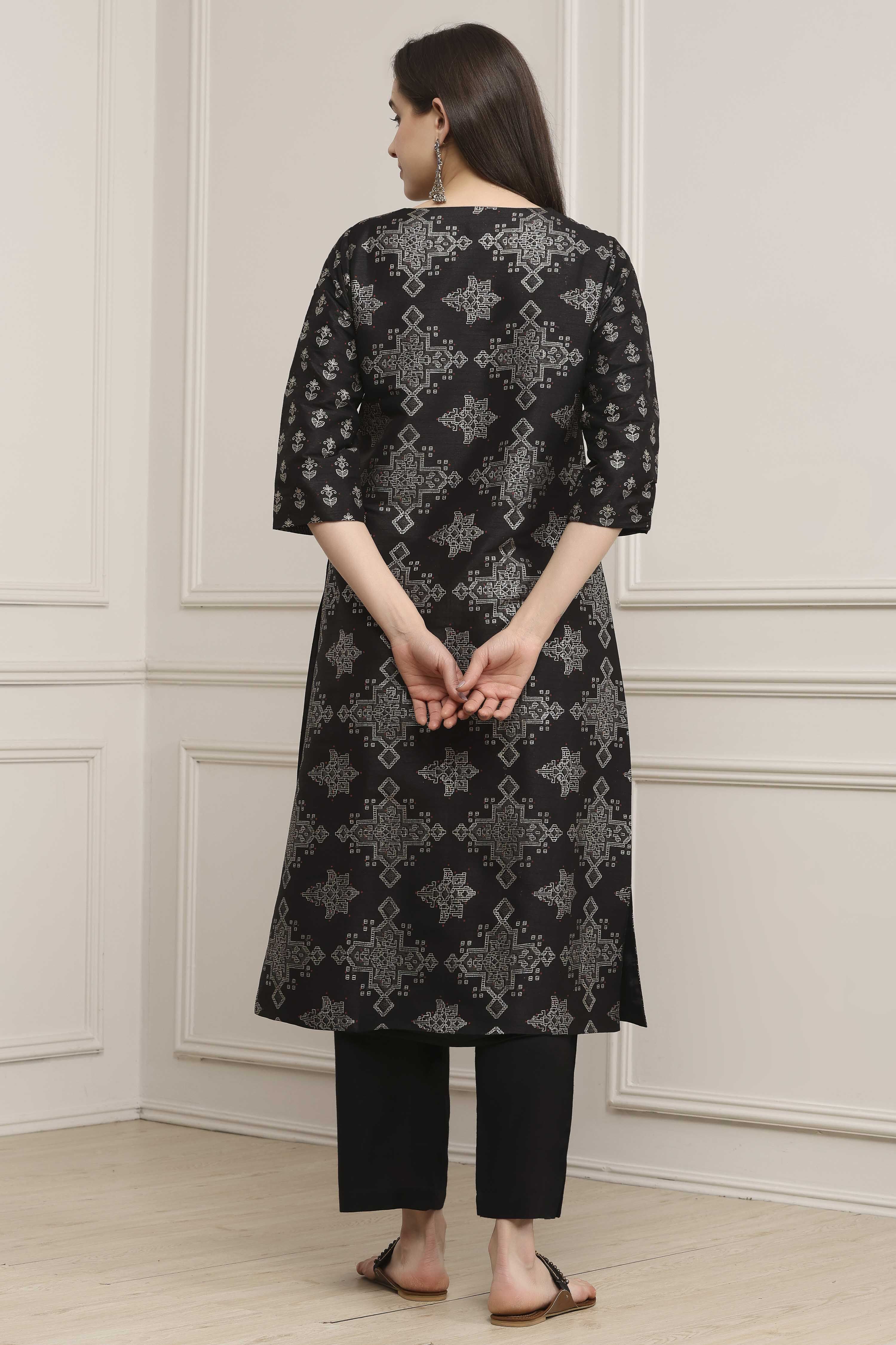 Black Polyester Straight Suit Set image number 4