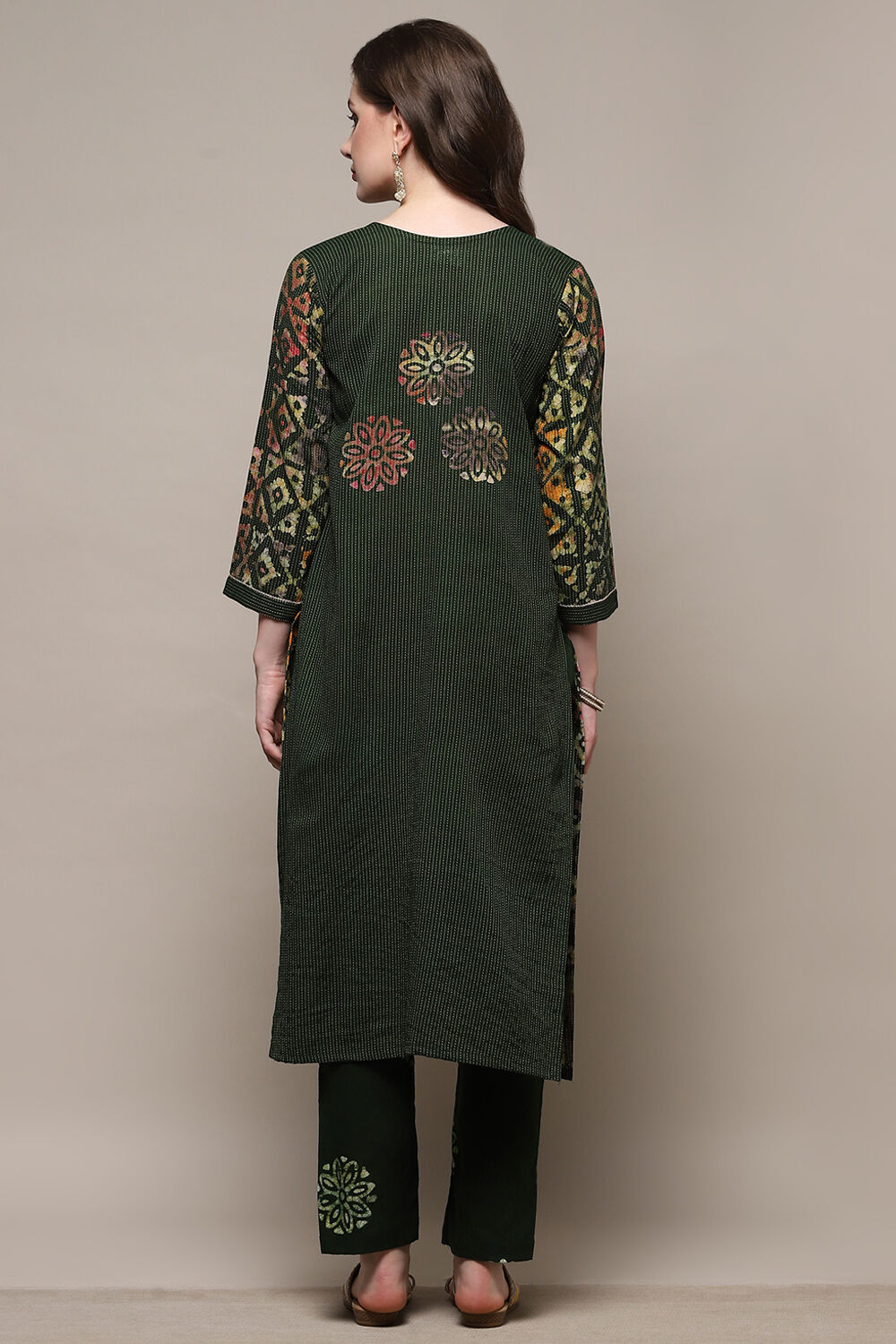 Blue Cotton Tie and Dye Unstitched Suit Set image number 6