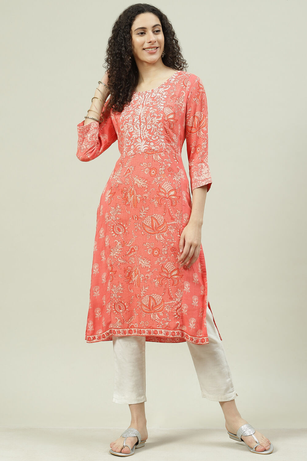 Coral Rayon Straight Printed Kurta image number 5