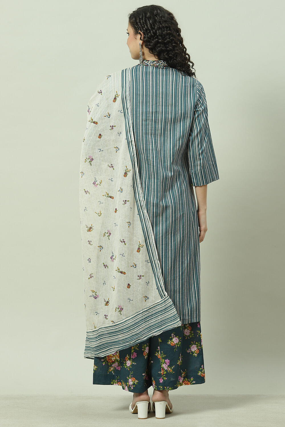 Blue Cotton Straight Kurta Palazzo Suit Set image number 4