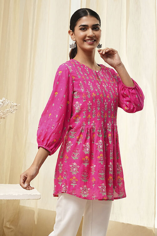 Pink Straight Printed Short Kurta image number 4