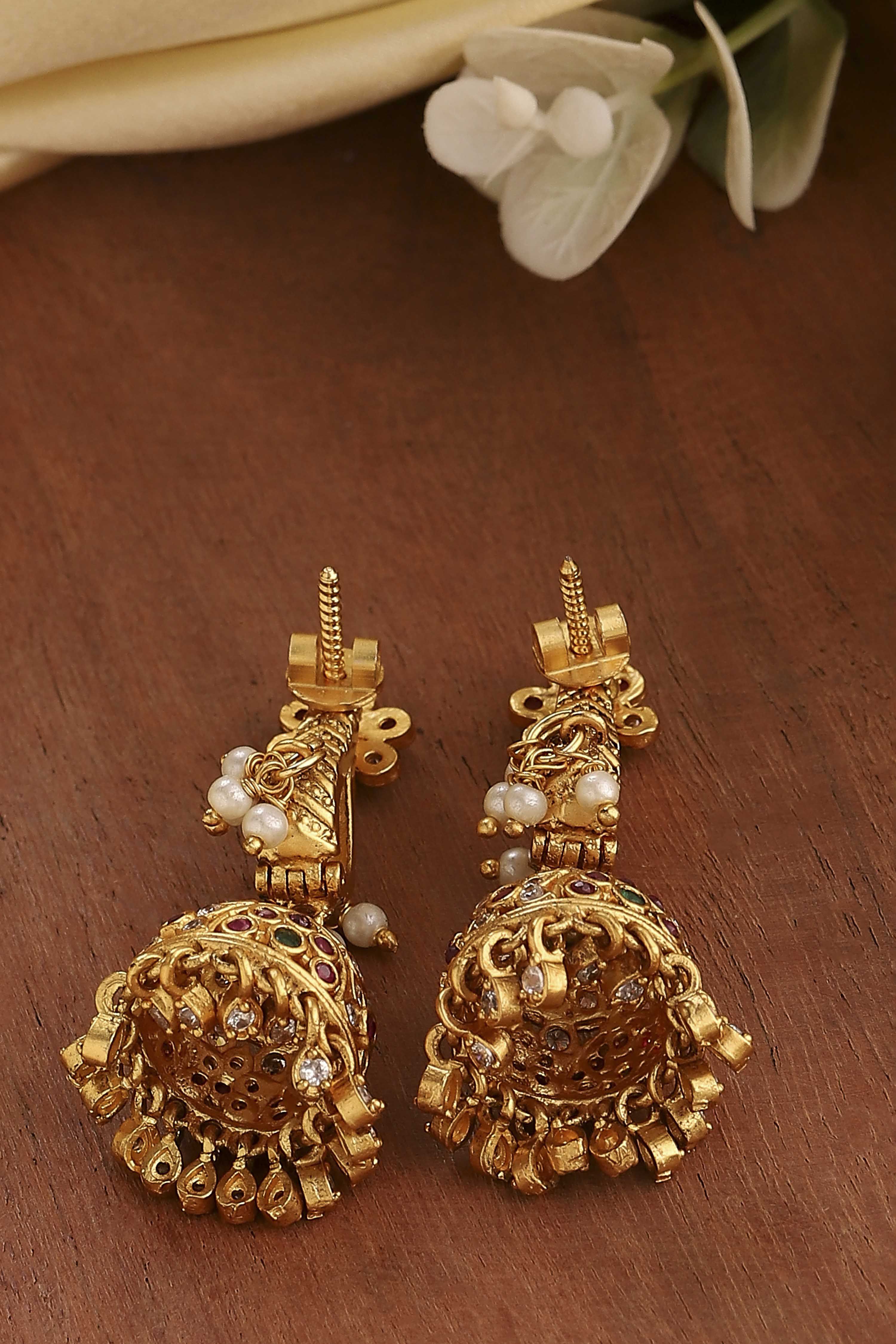 Gold Textured Earrings image number 2
